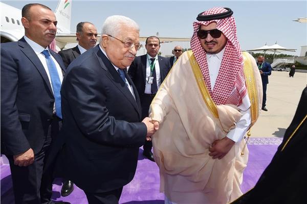 الرئيس الفلسطيني يصل جدة