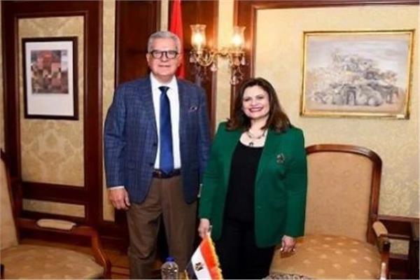 وزيرة الهجرة تستقبل رجل الأعمال المصري جون نور