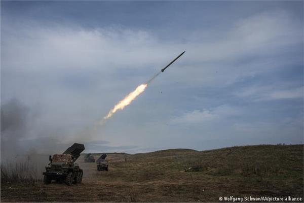المدفعية الروسية تقصف 3 ألوية أوكرانية