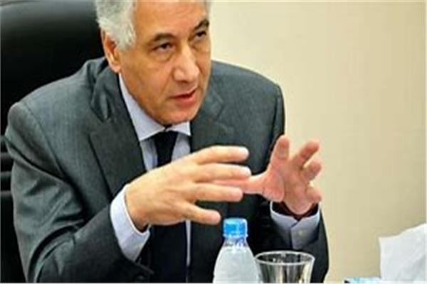 أحمد جلال وزير المالية الأسبق