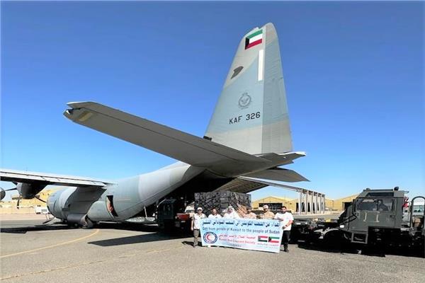 طائرة كويتية بحمولة 10 أطنان من المواد الطبية لإغاثة السودان