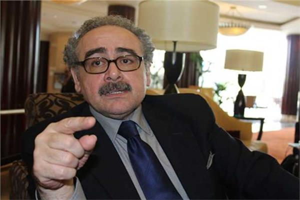 الدكتور علاء عبد الهادي الأمين العام لاتحاد الأدباء والكتاب العرب  