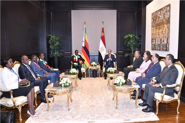 الرئيس السيسي خلال لقائه برئيس جمهورية زيمبابوي