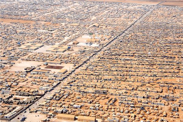 مخيمات اللاجئين - صورة موضوعية
