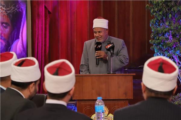 الشيخ أبو زيد الأمير خلال كلمته في مؤتمر دور القادة الدينيين في الحفاظ على البيئة