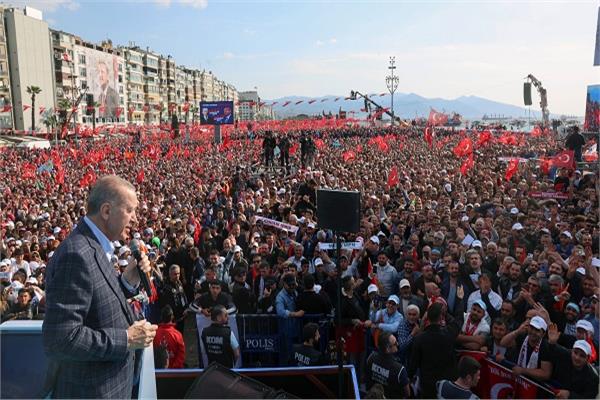  الاحتفالات بفوز أردوغان متواصلة