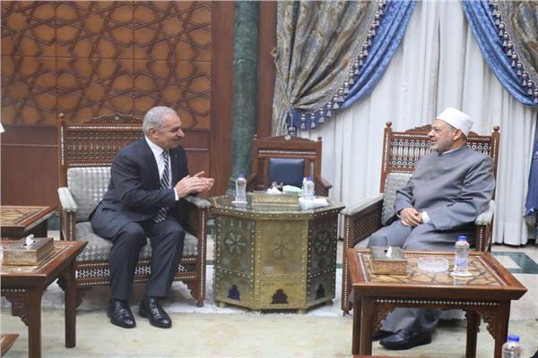 رئيس الوزراء الفلسطيني وشيخ الأزهر 