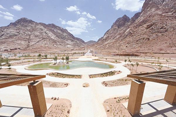 مشروع «التجلى الأعظم» يتوسط جبال سيناء
