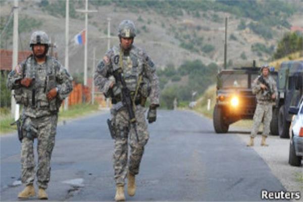 ناتو بصدد إرسال قوات إضافية إلى كوسوفو لإنهاء العنف
