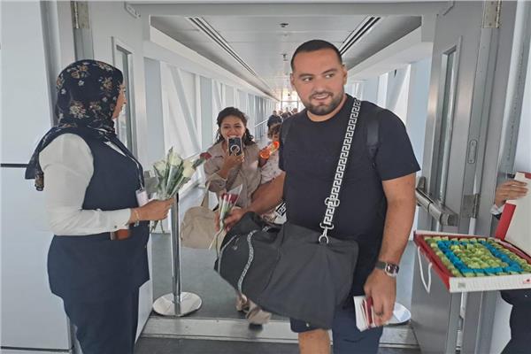 مطار الغردقة الدولي يستقبل أولى الرحلات من مطار طنقشد/ أوزبكستان 