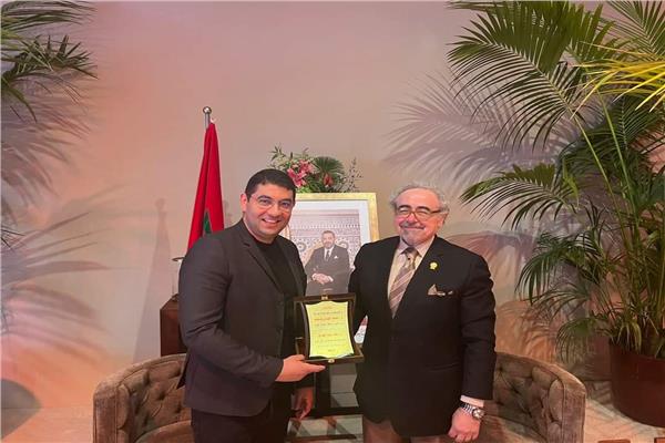 رئيس اتحاد كتاب مصر يلتقي وزير الثقافة المغربي