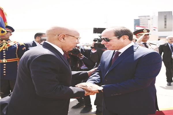 الرئيس عبدالفتاح السيسي خلال استقباله الرئيس محمد ولد الشيخ الغزاوي