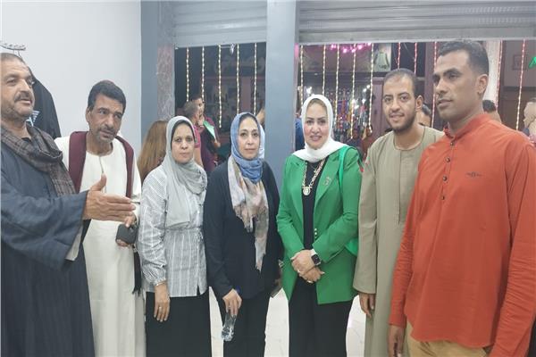 افتتاح معرض حزب مستقبل وطن للملابس الجاهزة