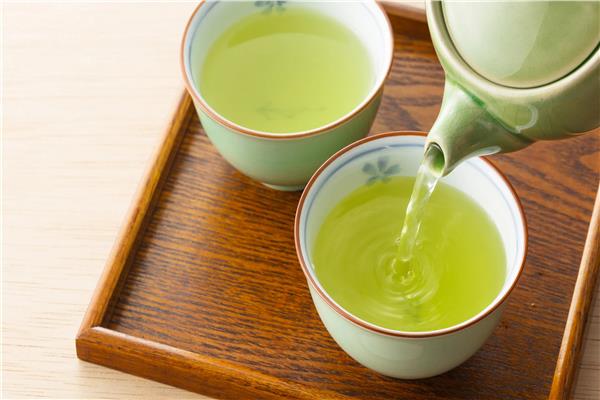  الشاي الأخضر