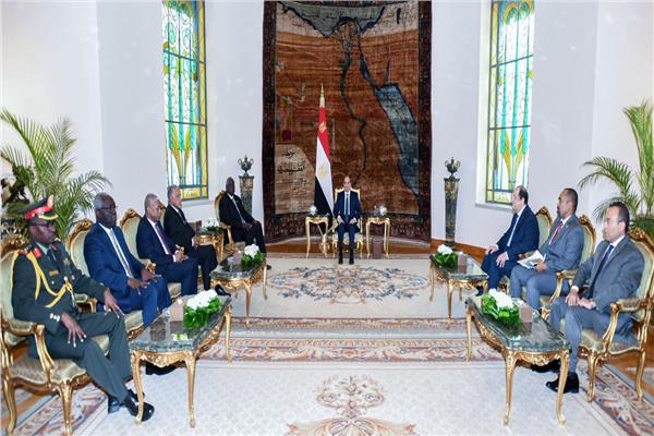 الرئيس السيسي يستقبل مالك عقار نائب رئيس مجلس السيادة السوداني