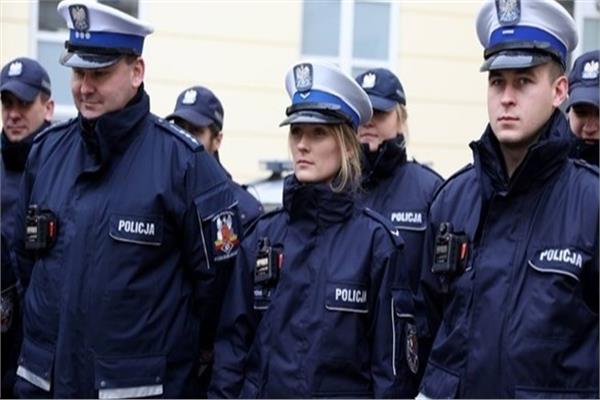 السلطات في بولندا