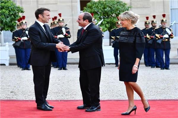 الرئيس عبد الفتاح السيسي والرئيس الفرنسي "إيمانويل ماكرون"