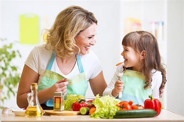 نصائح غذائية للحفاظ على صحة طفلك