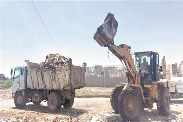 آمنة: رفع 2٫7 مليون طن من القمامة بالمحافظات