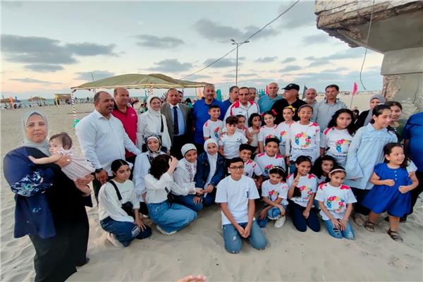 محافظ شمال سيناء يشهد مبادرة "صيفك عندنا" علي ساحل البحر بالعريش