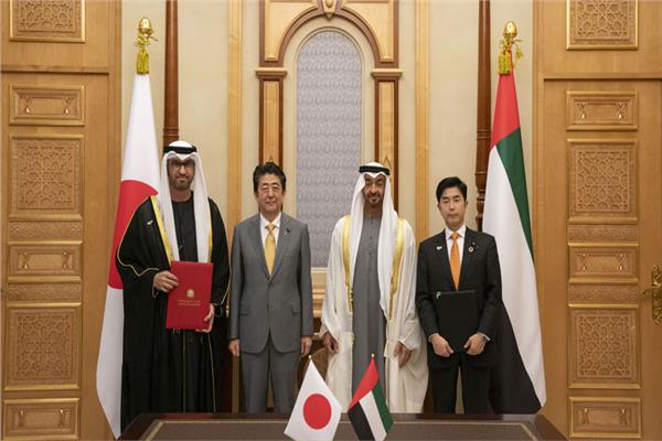 الرئيس الإماراتي ورئيس وزراء اليابان