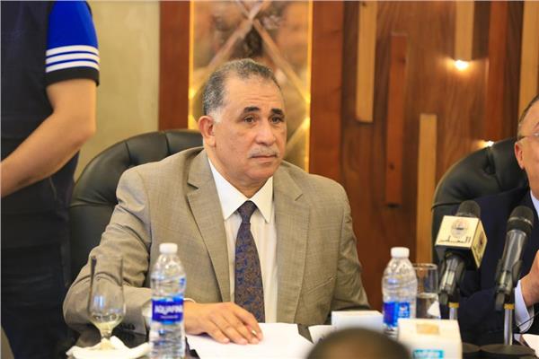 عبد الحليم علام نقيب المحامين ـ رئيس اتحاد المحامين العرب