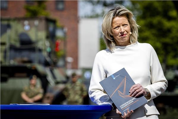 وزيرة الدفاع الهولندية كايسا أولونغرن