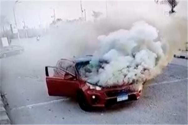 حريق سيارة - صورة أرشيفية 