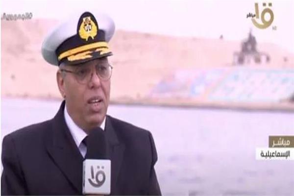 القبطان رضا شحاتة رئيس مراقبة الملاحة بقناة السويس