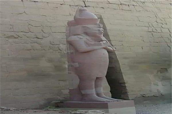  تمثال رمسيس في الأقصر 