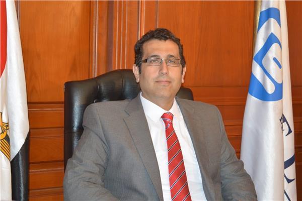 هشام عبدالسلام رئيس الجامعة المصرية للتعلم الالكتروني