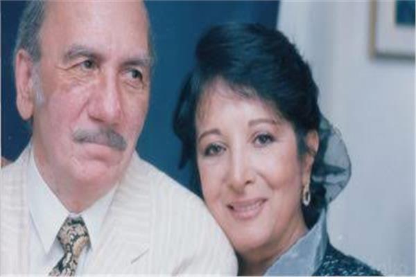 سميرة عبدالعزيز وزوجها الراحل محفوظ عبدالرحمن