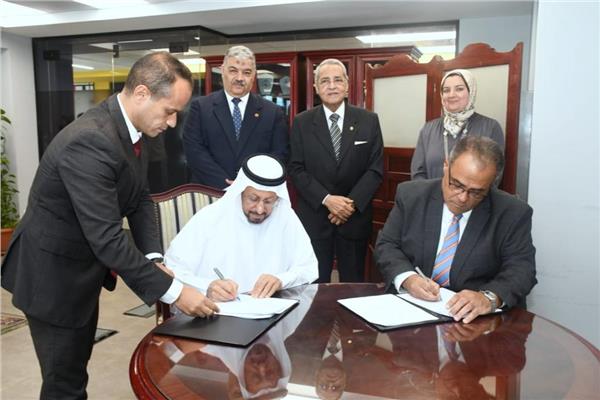 اتفاقية تعاون بين جامعة عين شمس ومركز العلوم العربي