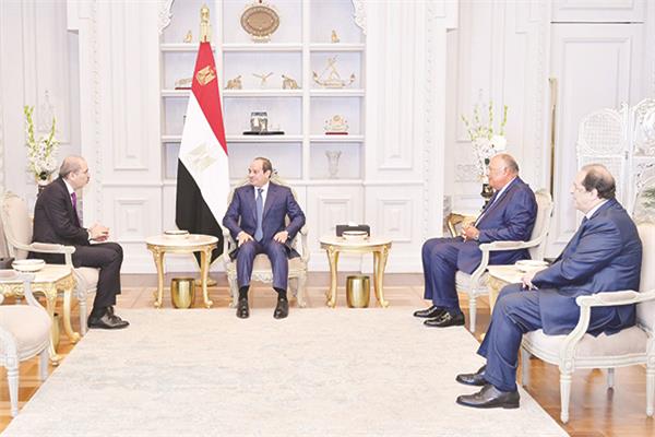 الرئيس خلال استقباله أيمن الصفدى نائب رئيس وزراء الأردن