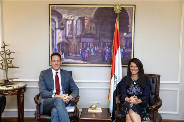 وزيرة التعاون الدولي والمدير الجديد لبعثة الوكالة الأمريكية للتنمية الدولية في مصر