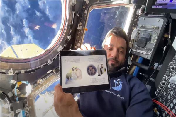رائد الفضاء الإماراتى سلطان سيف النيادى