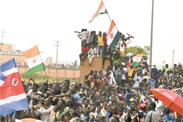 مظاهرات فى محيط القاعدة الفرنسية فى النيجر