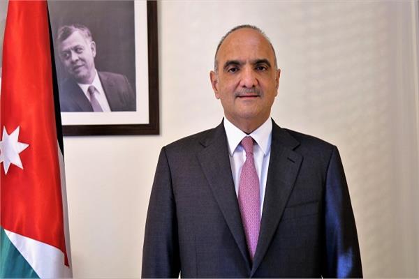 رئيس الوزراء وزير الدفاع الأردني الدكتور بشر الخصاونة