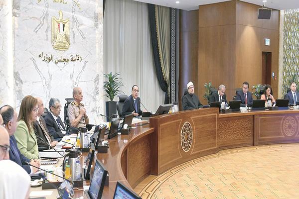 د. مصطفى مدبولى خلال ترؤسه اجتماع مجلس الوزراء بالعاصمة الإدارية الجديدة