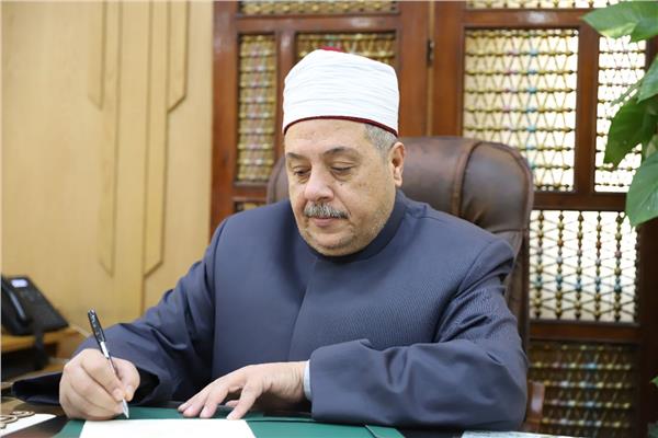  فضيلة الشيخ أيمن عبدالغني رئيس قطاع المعاهد الأزهرية