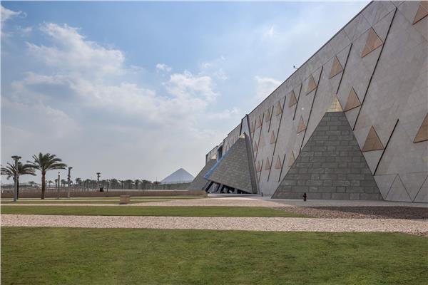 اخر مستجدات المتحف المصري الكبير تمهيدا   لافتتاحه
