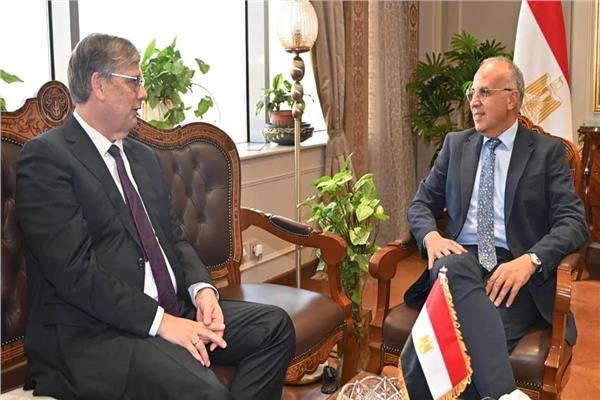 وزير الري مع سفير هولندا بالقاهرة