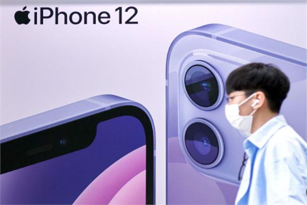  حظر بيع «iPhone 12» في فرنسا
