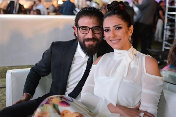 المخرج أمير اليماني وزوجته الفنانة حنان مطاوع