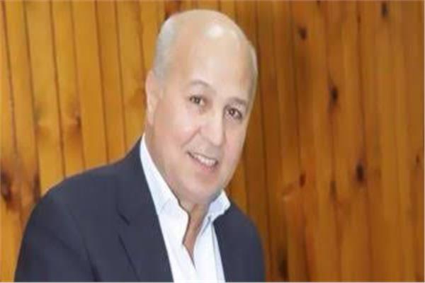 خالد عيش، رئيس النقابة العامة للعاملين بالصناعات الغذائية