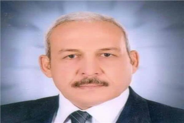 د. ممدوح محمد عرفة عميد معهد الدراسات والبحوث البيئية بجامعة السادات
