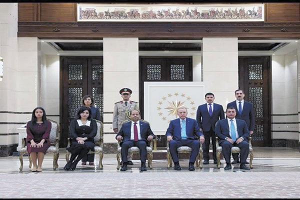 الرئيس التركى خلال اعتماد  السفير المصرى الجديد عمرو الحمامى لدى أنقرة