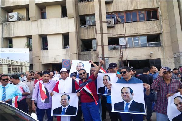 مسيرات كبيرة من أهالي مدينة كفر الزيات لتأييد ترشيح الرئيس عبدالفتاح السيسى