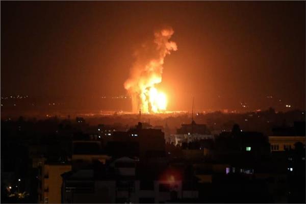 سقوط صواريخ من غزة على تل أبيب