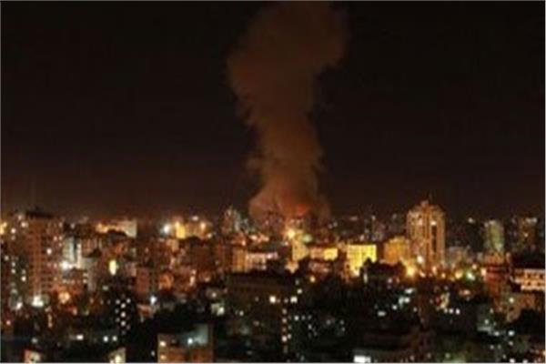 غزة تغرق في ظلام دامس بعد تعطيل الاحتلال الإسرائيلي